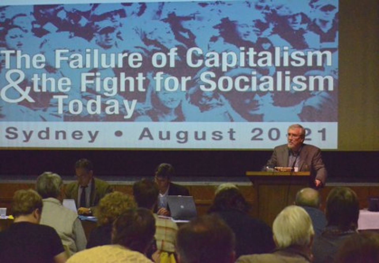 Nick Beams addressing Sydney conference Nick Beams addressing Sydney conference