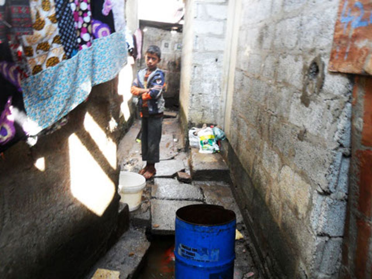 Shanty area where oil leak occurred Shanty area where oil leak occurred