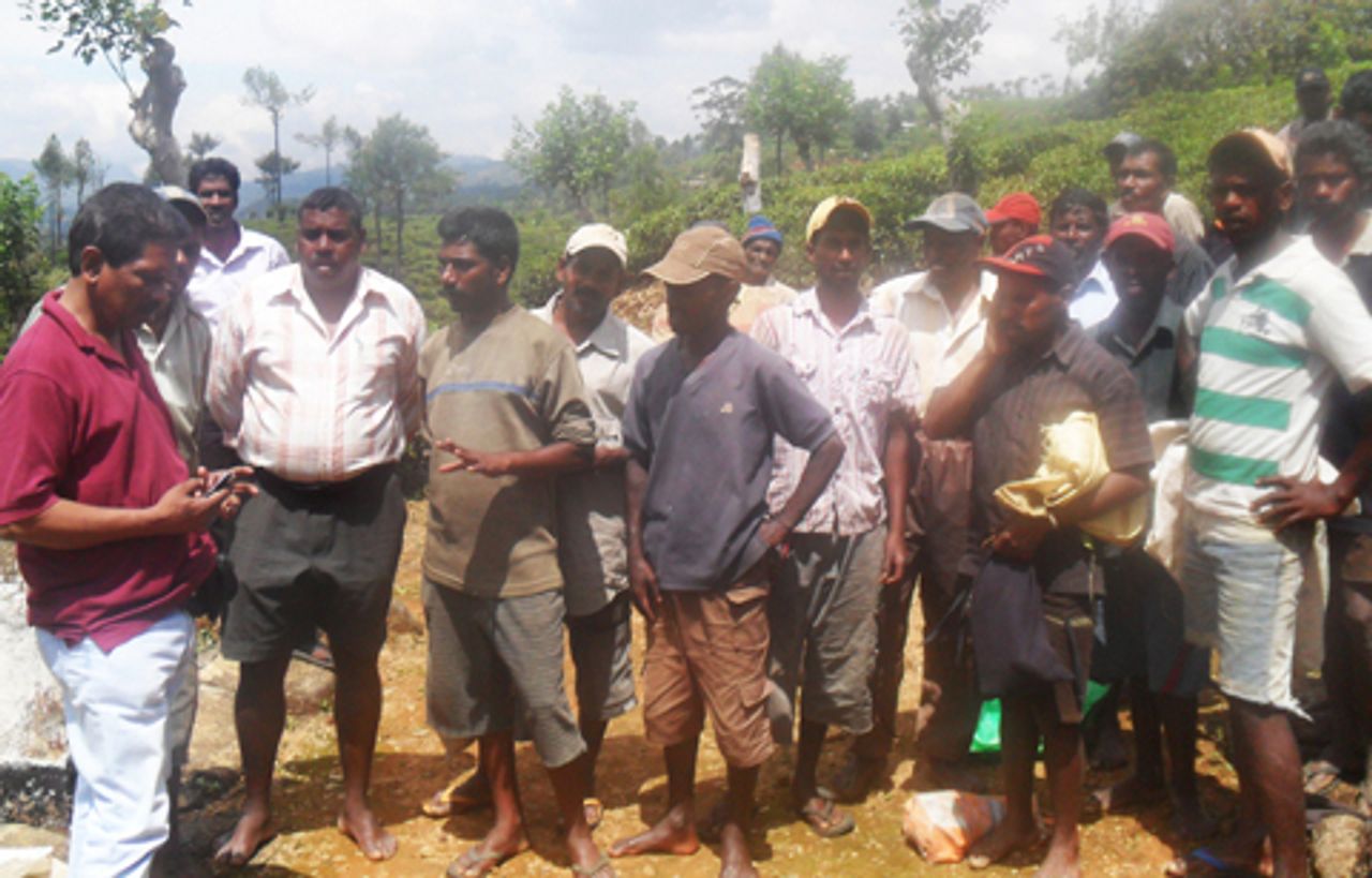 Dalray workers explaining their working conditions Dalray workers explaining their working conditions
